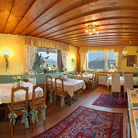 Romantik Sonnleitn سانكت يوهان ان تيرو