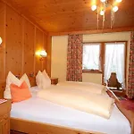 Romantik Sonnleitn 公寓式酒店 蒂罗的圣约翰