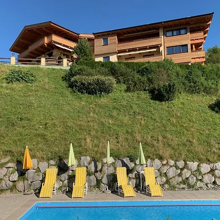 Romantik Sonnleitn Apart Otel Sankt Johann in Tirol